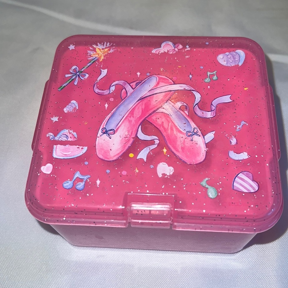 Vintage plastic box (not Sanrio)